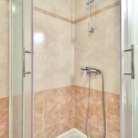 Alba بيت للعطل *